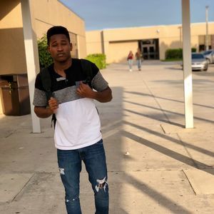 Meet your Posher, Lilton